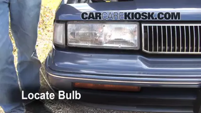 1996 Oldsmobile Cutlass Ciera 3.1L V6 Sedan Éclairage Feux de croisement (remplacer l'ampoule)